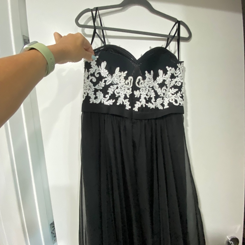 Cache Elegant Gown - image 5